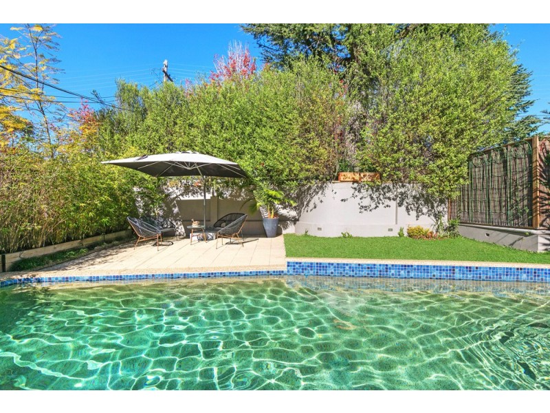 16 Carissa Avenue, St Ives NSW 2075