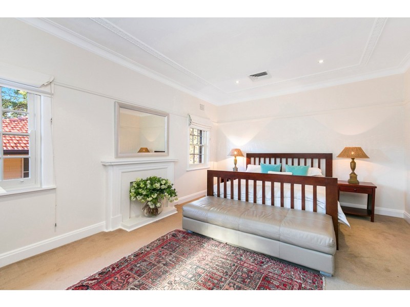 9 Linden Ave, Pymble NSW 2073
