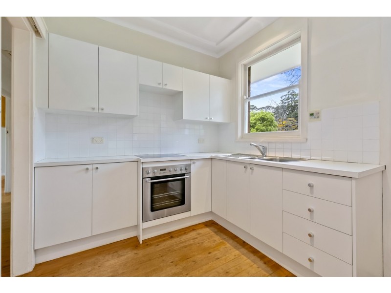 3 Putarri Avenue, St Ives NSW 2075