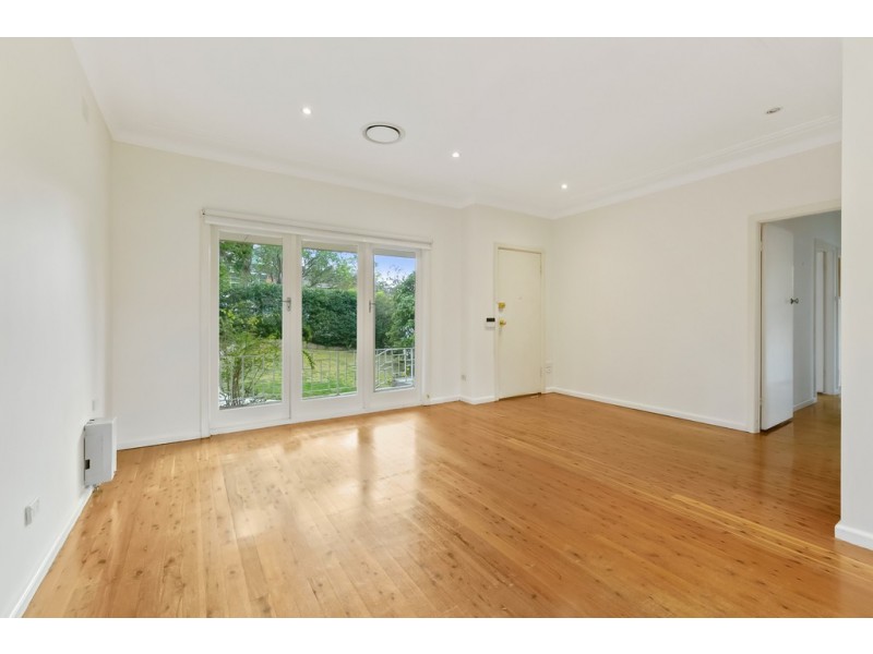 3 Putarri Avenue, St Ives NSW 2075