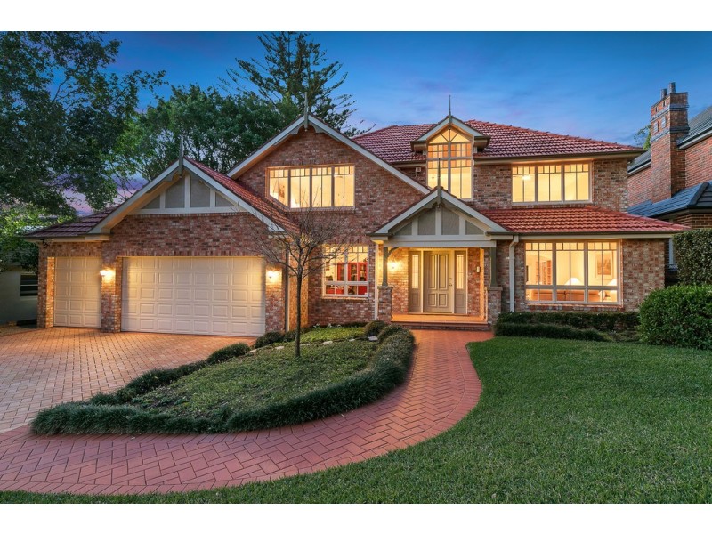 29 Woodbury Road, St Ives NSW 2075