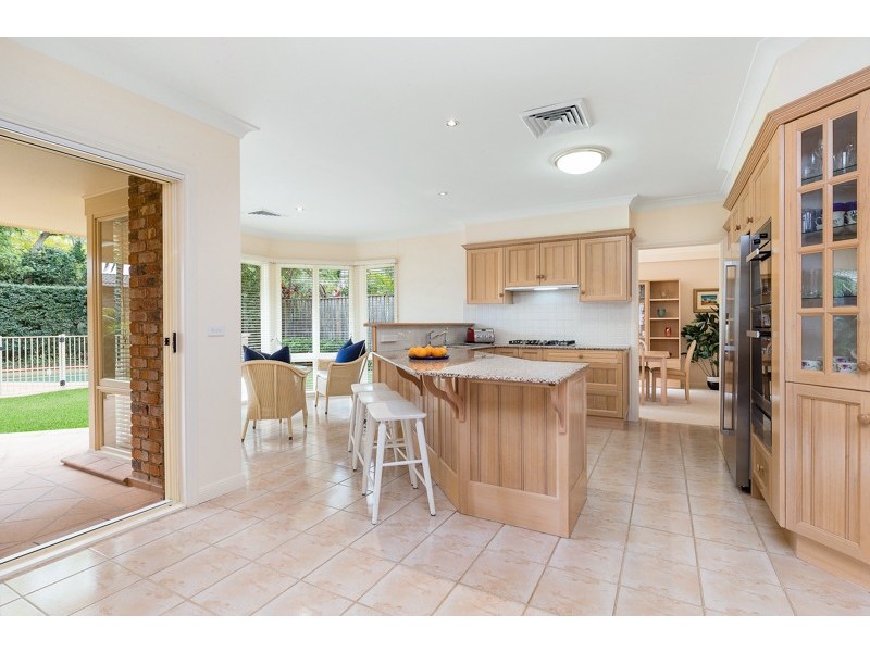 29 Woodbury Road, St Ives NSW 2075