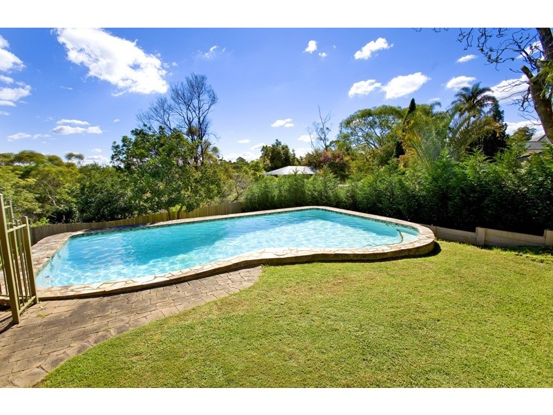 5 ELLERY CLOSE, St Ives NSW 2075