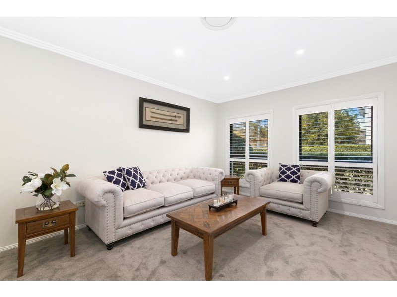 1 Sabina Place, St Ives NSW 2075