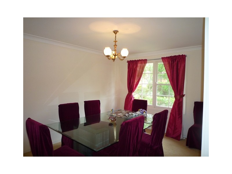 17  AMINYA PLACE, St Ives NSW 2075