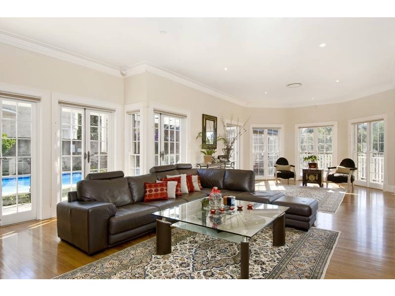 10 ALMA STREET, Pymble NSW 2073