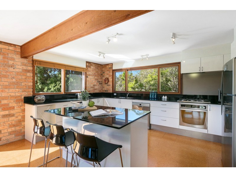 7 Elizabethan Place, St Ives NSW 2075