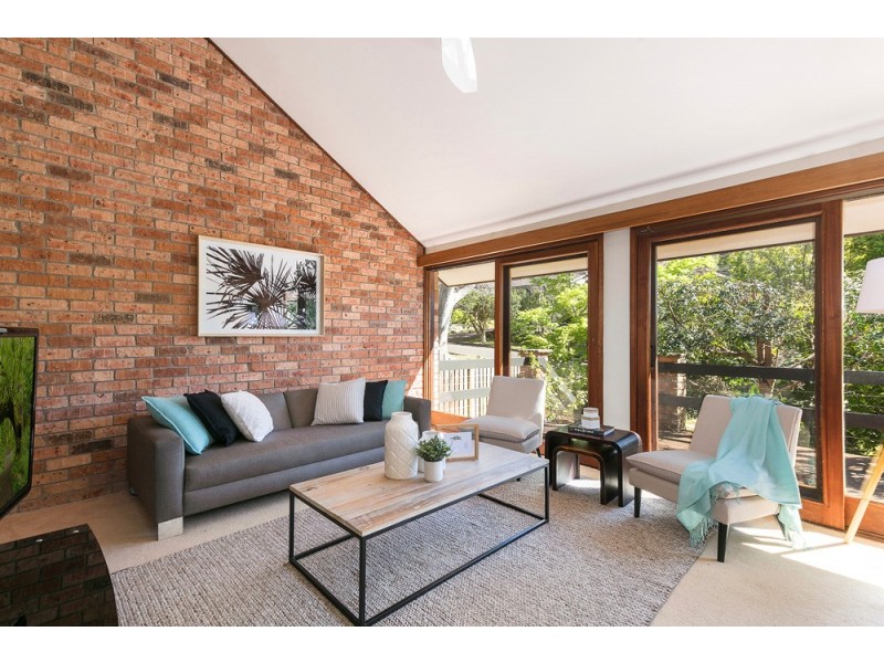 7 Elizabethan Place, St Ives NSW 2075
