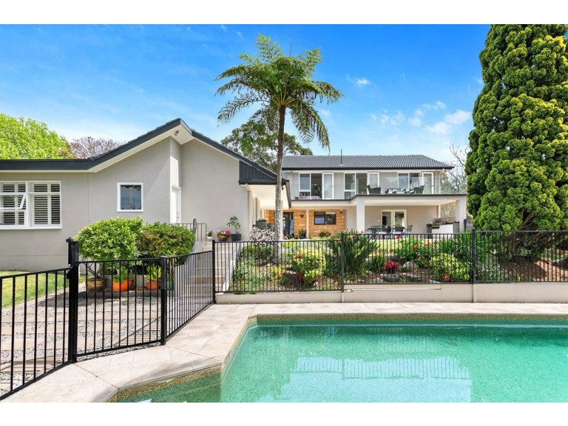 17 Nicholson Avenue, St Ives NSW 2075