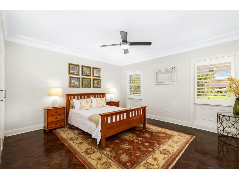 13 Pindari Avenue, St Ives NSW 2075