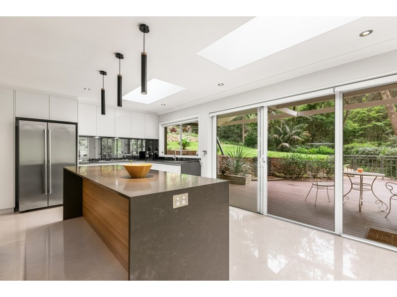 14 Cooper Cr, Wahroonga NSW 2076