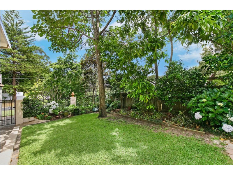 17 Aronia Avenue, St Ives NSW 2075