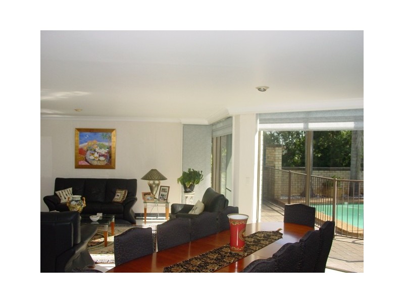 152 WARRIMOO AVENUE, St Ives NSW 2075