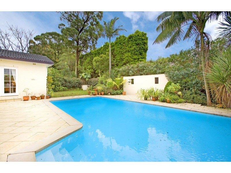 52 STANLEY STREET, St Ives NSW 2075