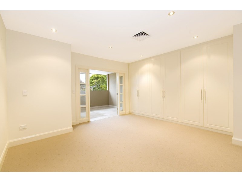 18 and 18A KANOONA AVENUE, St Ives NSW 2075