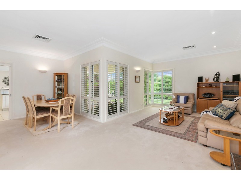 1 Hillcrest Drive, St Ives NSW 2075