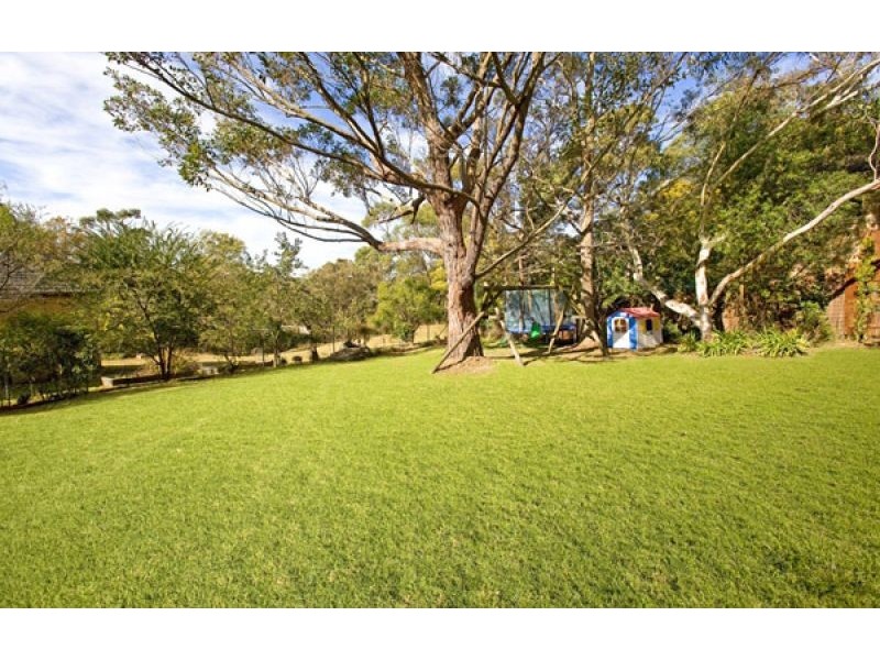 4 Timbarra Avenue, St Ives NSW 2075