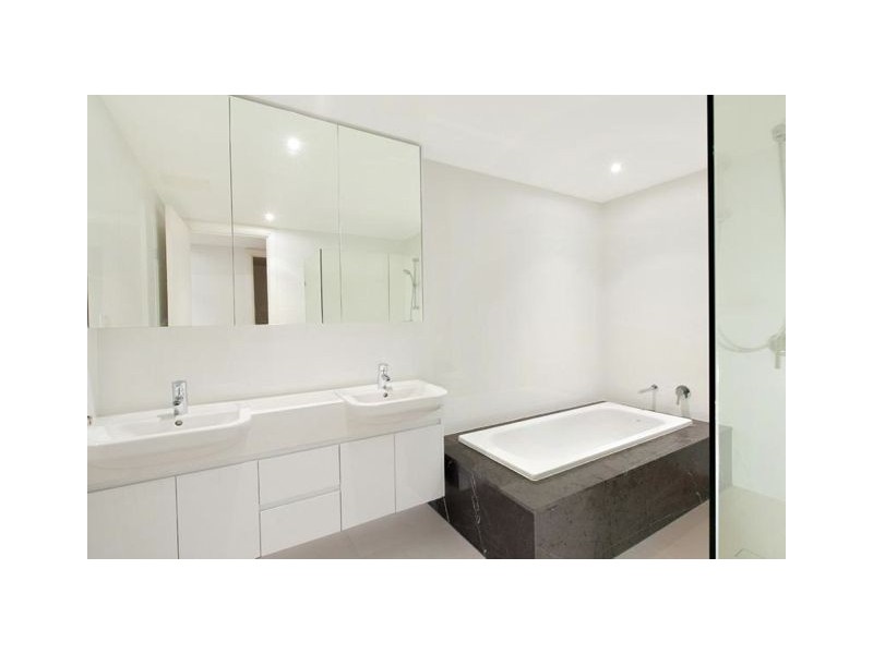 16 9-15 Kings Avenue, Roseville NSW 2069