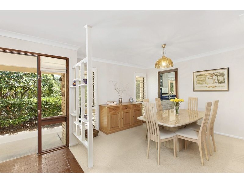 4 College Crescent, St Ives NSW 2075