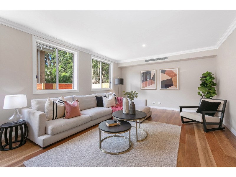 24 Mungarra Avenue, St Ives NSW 2075