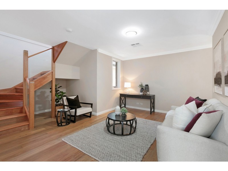 24 Mungarra Avenue, St Ives NSW 2075