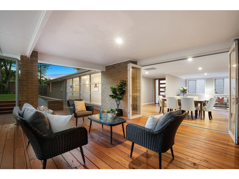 24 Mungarra Avenue, St Ives NSW 2075