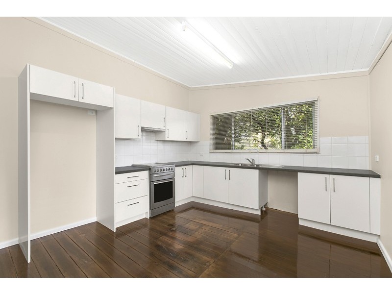 12 COWAN ROAD, St Ives NSW 2075