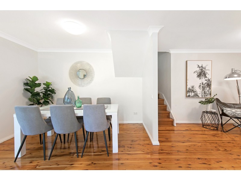 15 Pembroke Avenue, Turramurra NSW 2074