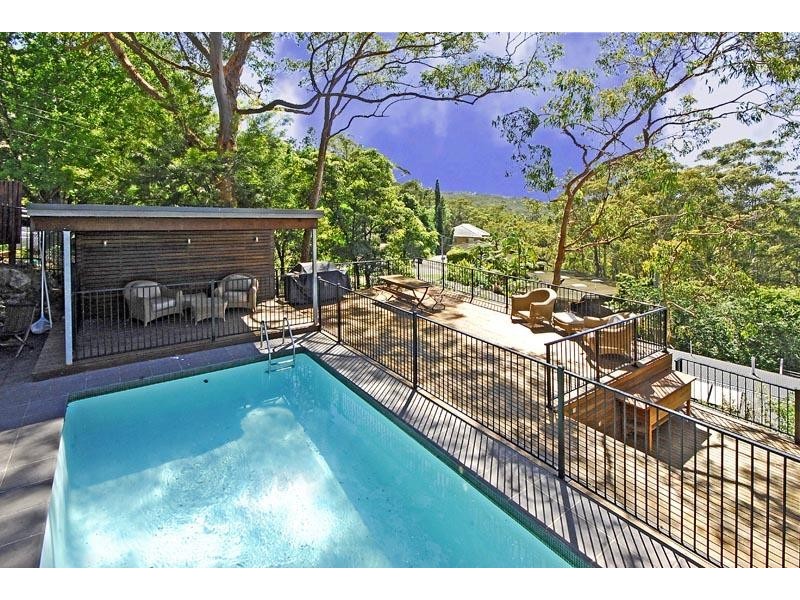 1 LINIGEN PLACE, St Ives NSW 2075