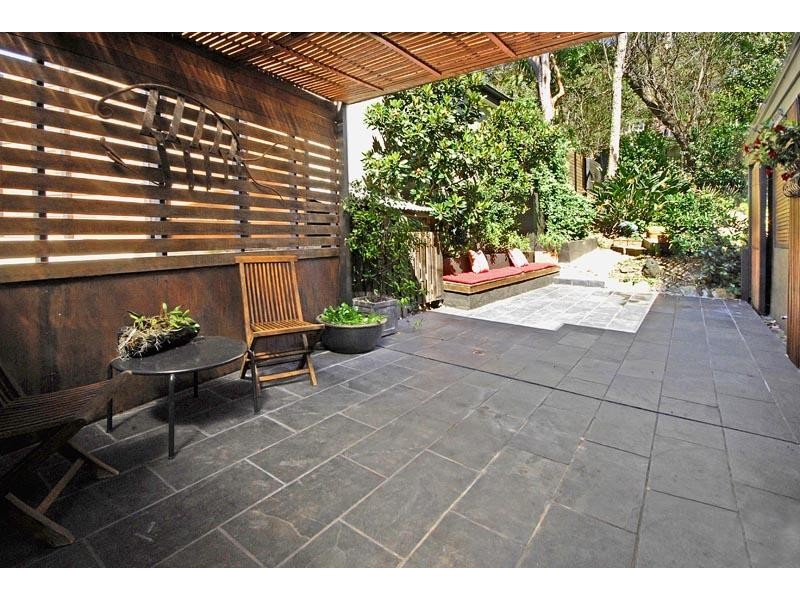 1 LINIGEN PLACE, St Ives NSW 2075