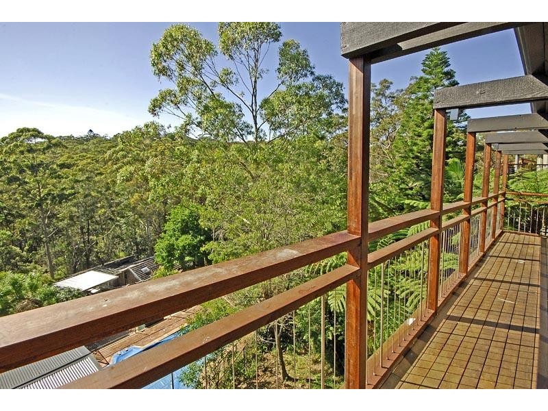 1 LINIGEN PLACE, St Ives NSW 2075