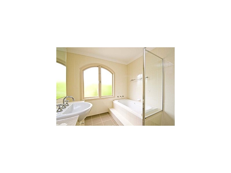 29A  COWAN ROAD, St Ives NSW 2075