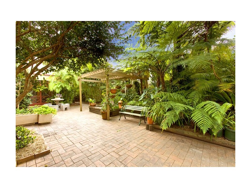 68 TIMBARRA ROAD, St Ives NSW 2075