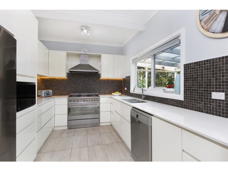 86 Warrimoo Avenue, St Ives NSW 2075