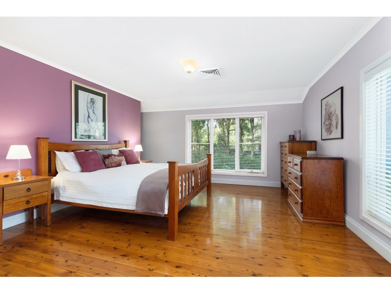 86 Warrimoo Avenue, St Ives NSW 2075