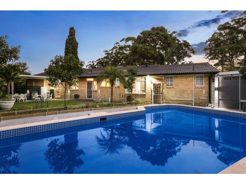 2 Waterhouse Avenue, St Ives NSW 2075