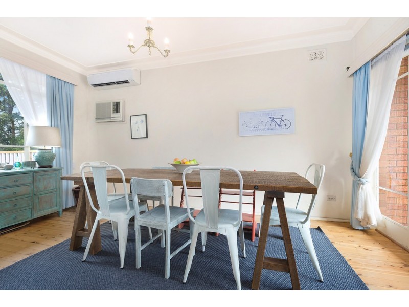 10 Lynbara Avenue, St Ives NSW 2075