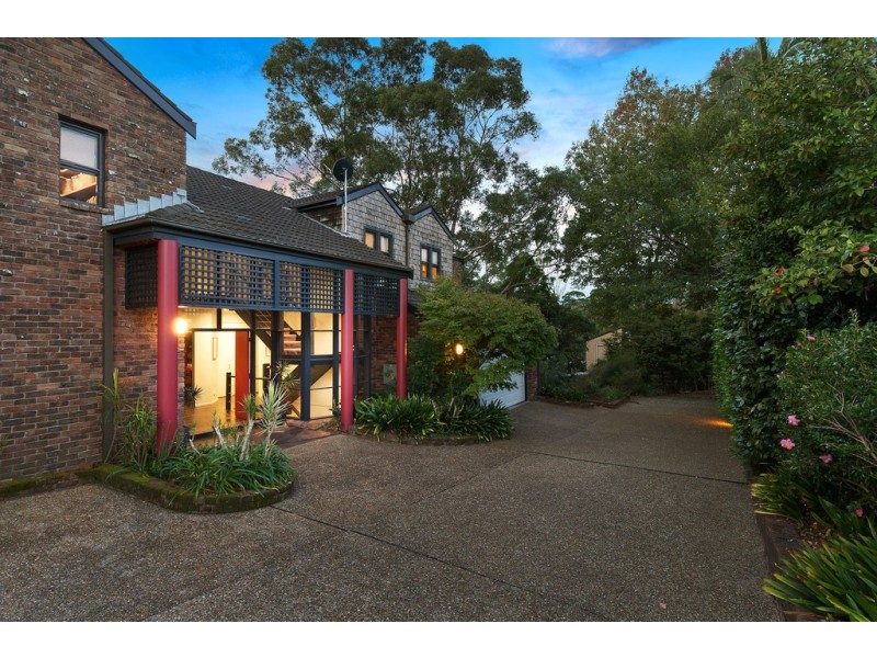 11 Romney Road, St Ives NSW 2075