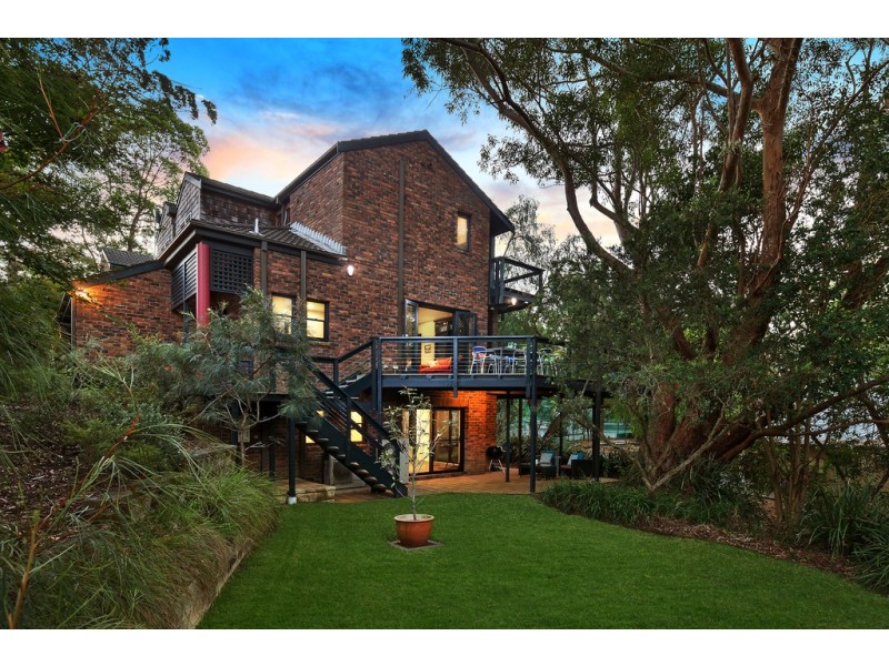 11 Romney Road, St Ives NSW 2075