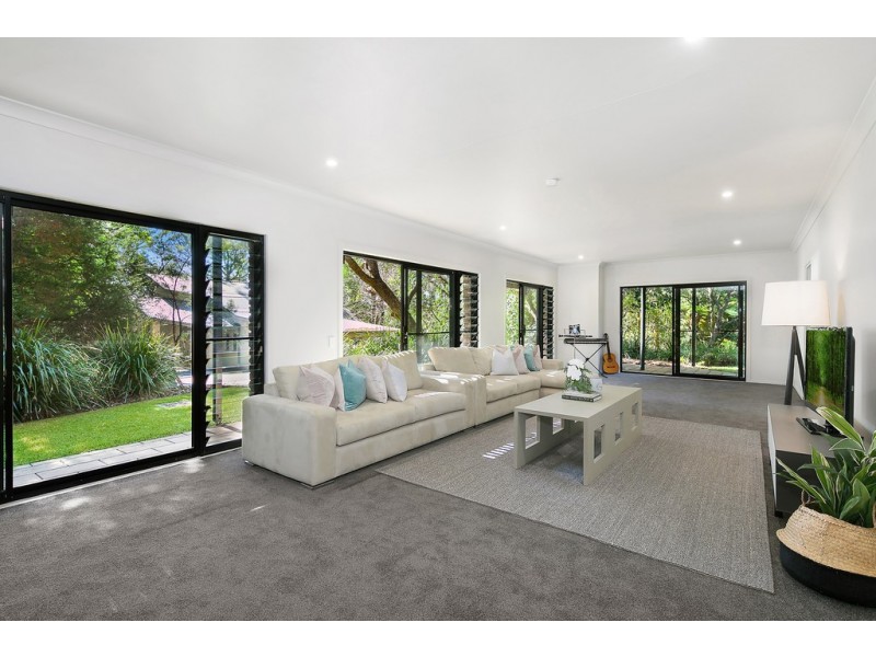 11 Romney Road, St Ives NSW 2075