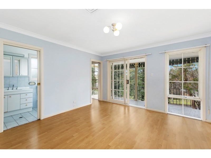 84 Hunter Avenue, St Ives NSW 2075