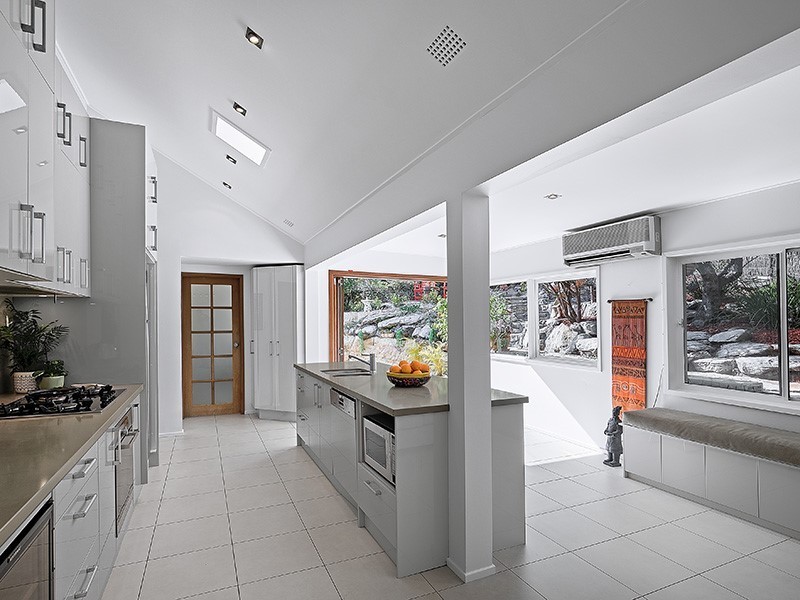 27 Marlborough Place, St Ives NSW 2075