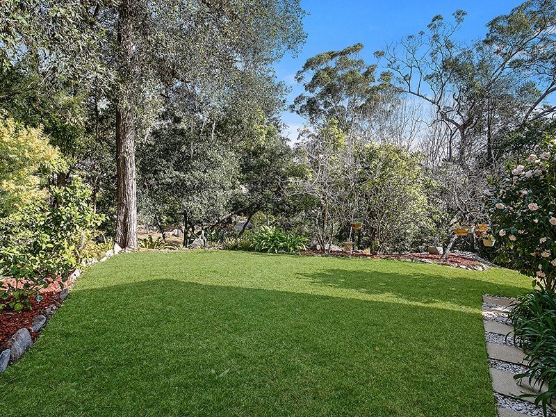 27 Marlborough Place, St Ives NSW 2075