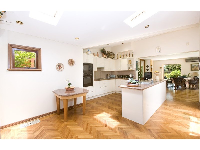 42 COLLINS ROAD, St Ives NSW 2075