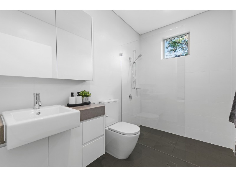 Villa 5 51 Killeaton Street (Park in Collins Road), St Ives NSW 2075