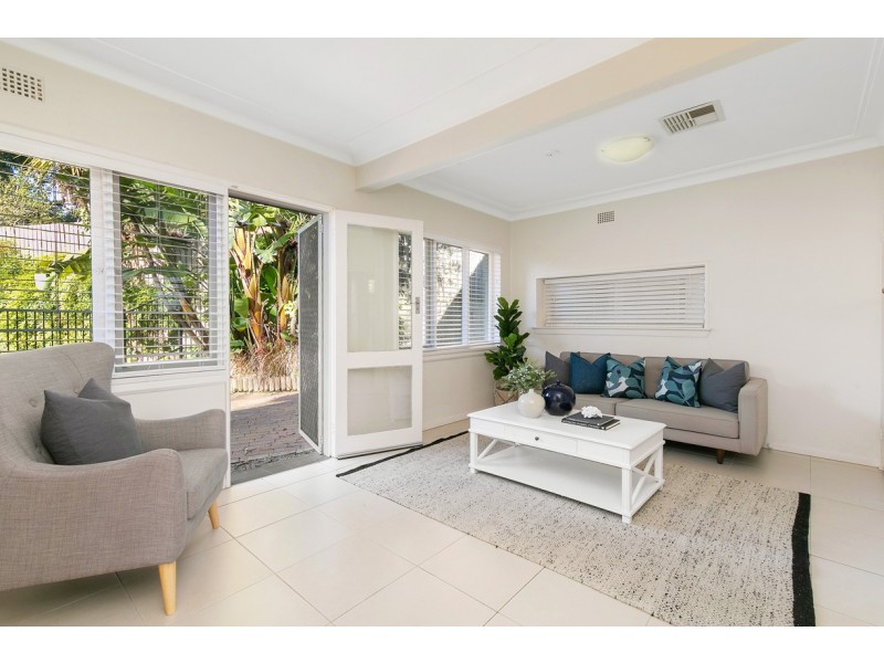 34 Flinders Avenue, St Ives NSW 2075