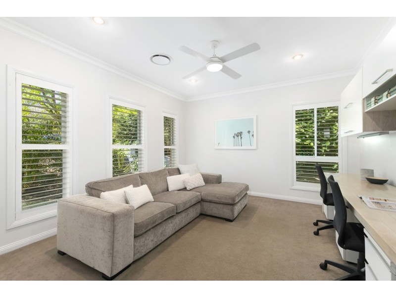 21 Barra Brui Crescent, St Ives NSW 2075