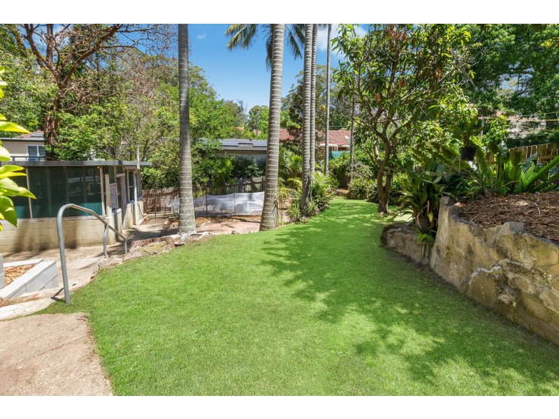 7 Putarri Avenue, St Ives NSW 2075