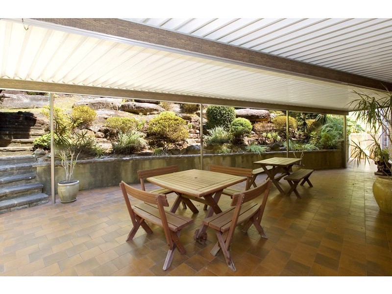 63 BURRANEER AVENUE, St Ives NSW 2075