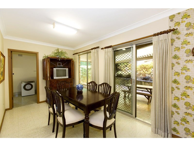 63 BURRANEER AVENUE, St Ives NSW 2075